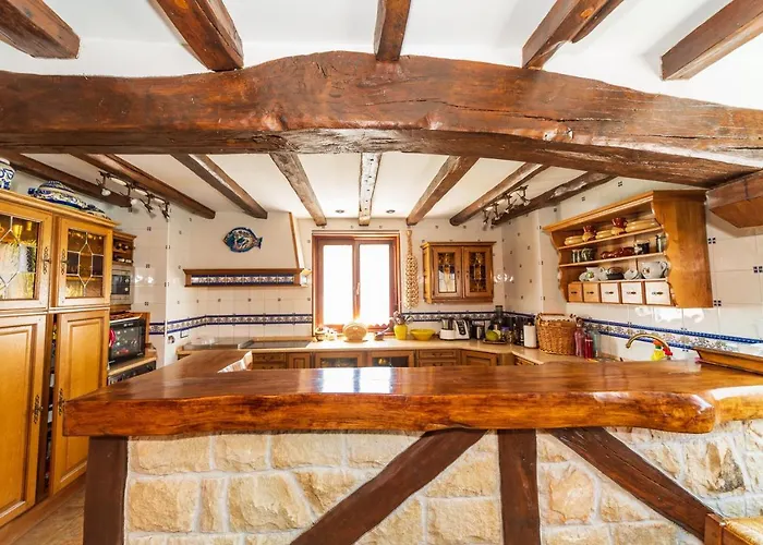 Вилла Dolaretxe