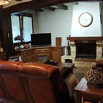Dolaretxe Villa *